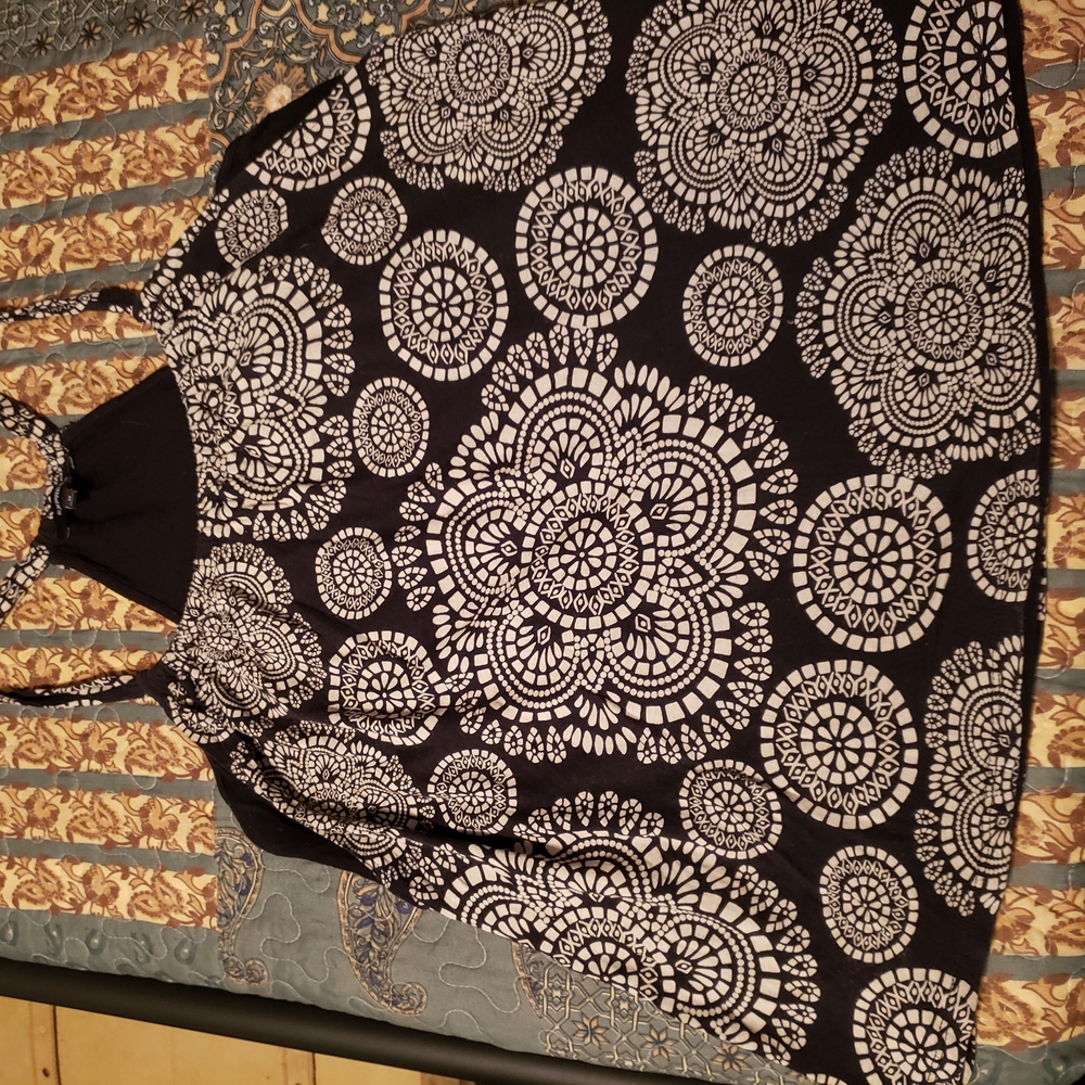 Elegant Black and White Patterned Skirt